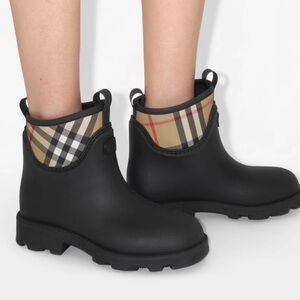 Burberry Marsh Stamp Low Boots